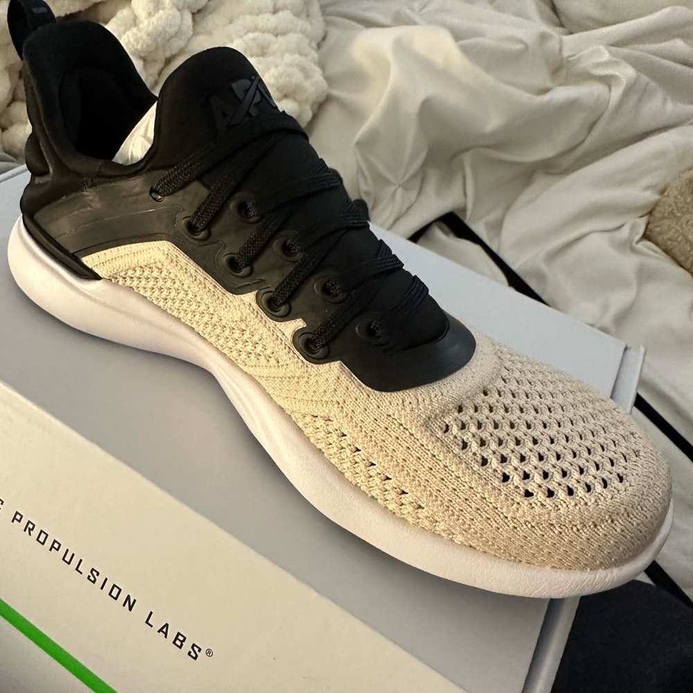 NWT APL TECHLOOM TRACER … UNWORN